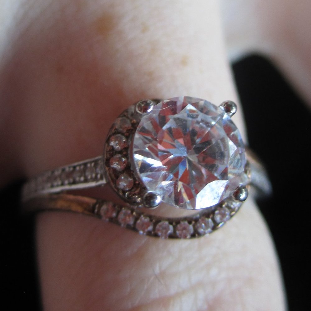 Stunning tri color ring